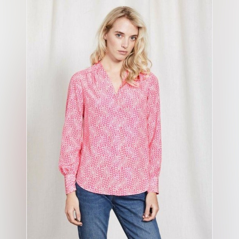 Boden Olive Leaf Pink and White Vine V Neck Button Shirt Top